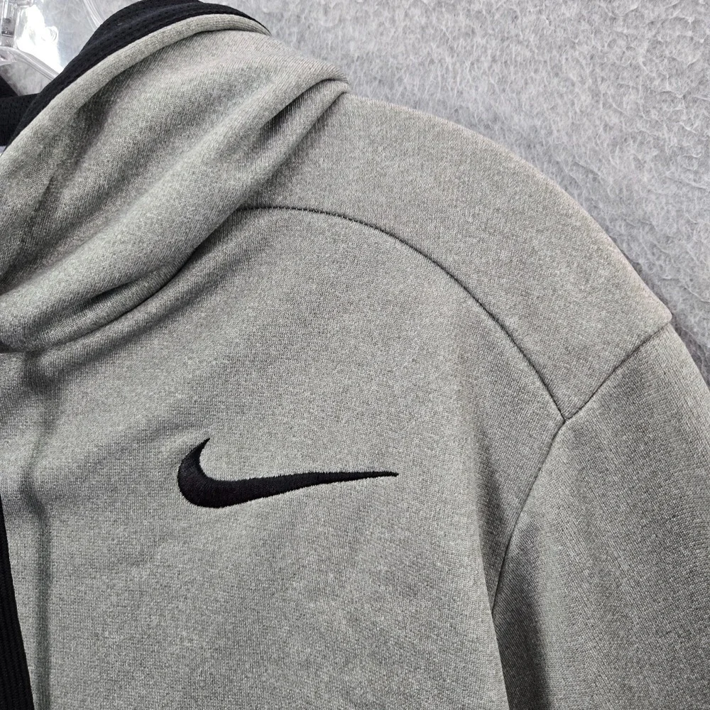 Nike Men Sweatshirt Large Gray Fleece Hoodie Swoosh Logo Therma Fit‎ Pullover